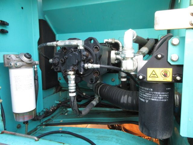 Máy xúc đào Kobelco SK200-8