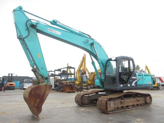 Máy xúc đào Kobelco SK200-8